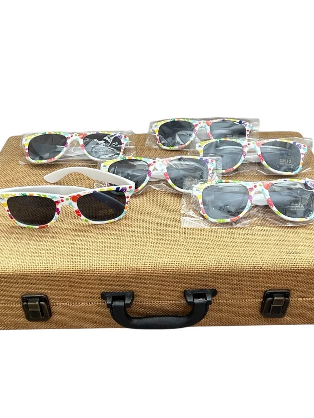 NWT Set of 6 mat unisex Carbliss Floral Print White Sunglasses - Fun Shades